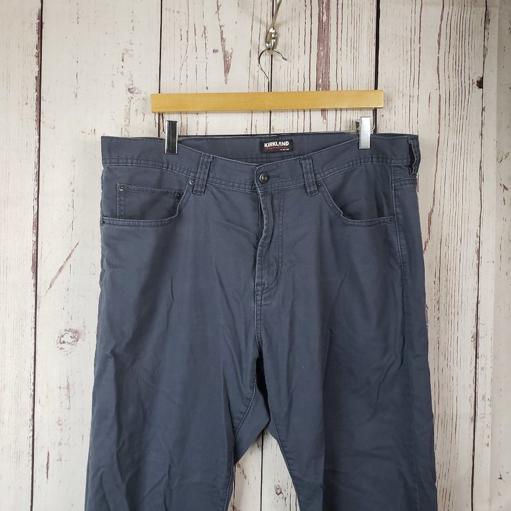 Kirklands Mens Causal Pants Size 38 x 32 Flat Front Straight Leg Cotton Blue
